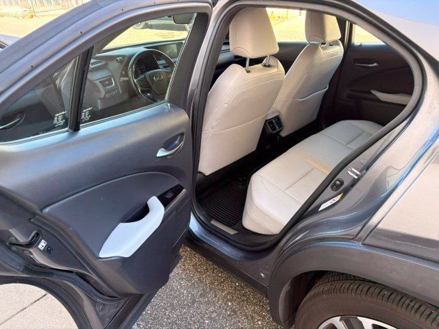 Used 2019 Lexus UX 200 w/ Premium Package FWD image 12