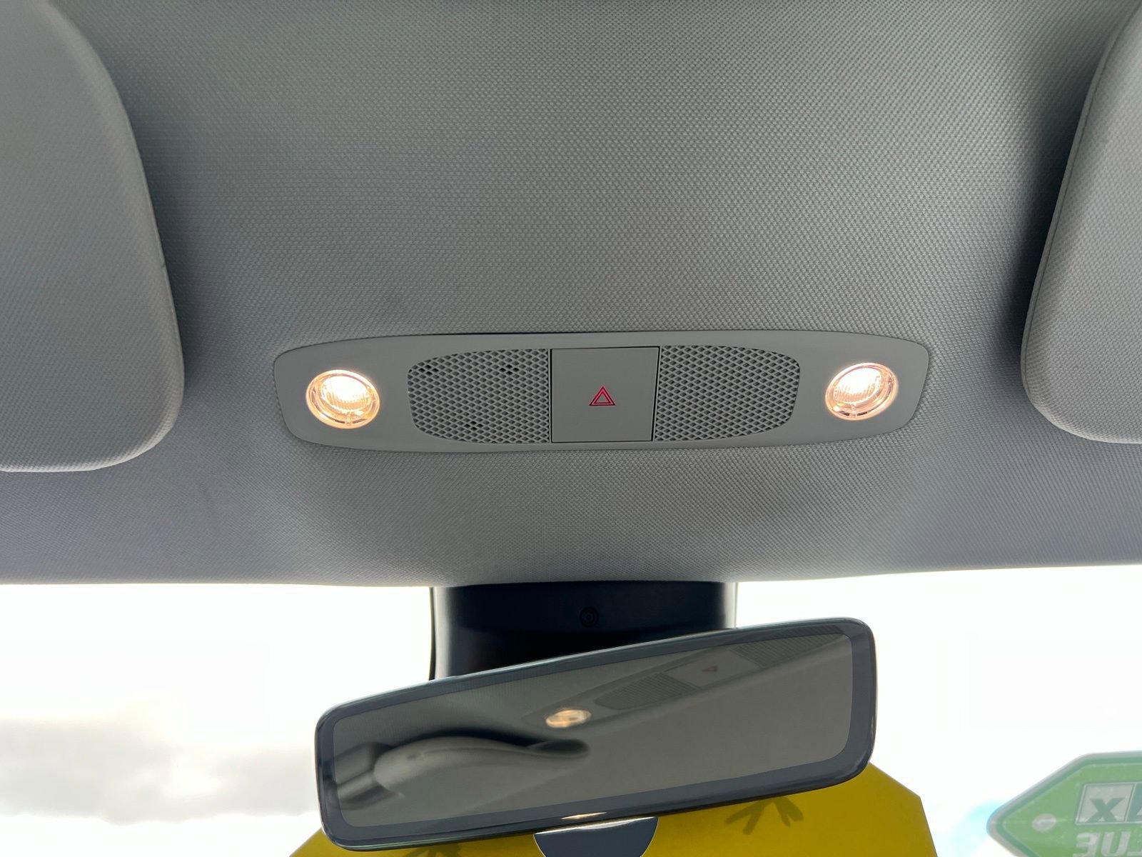 Used 2021 Tesla Model 3 Standard Range Plus image 32