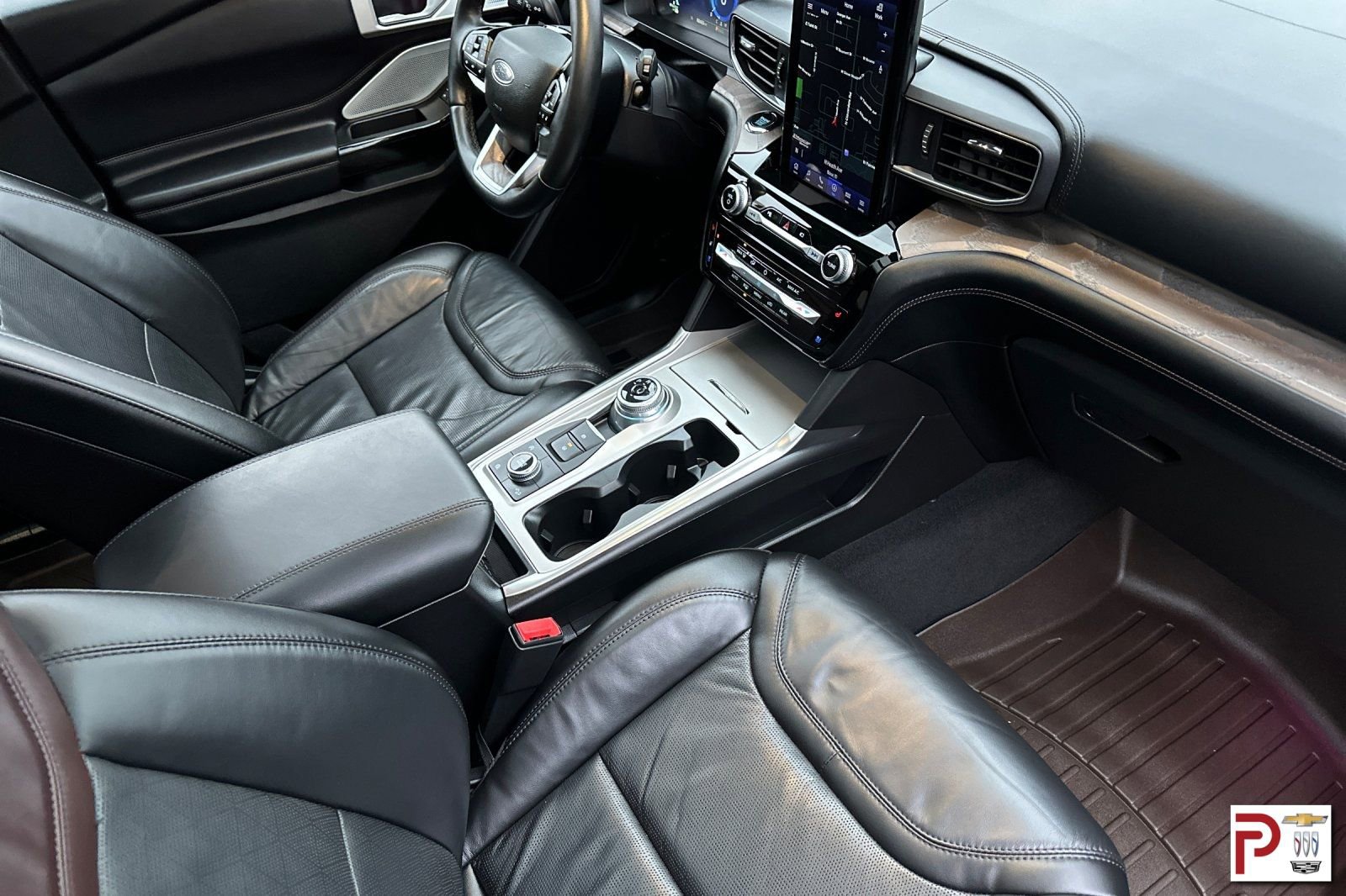 Used 2022 Ford Explorer Platinum w/ Equipment Group 601A image 21