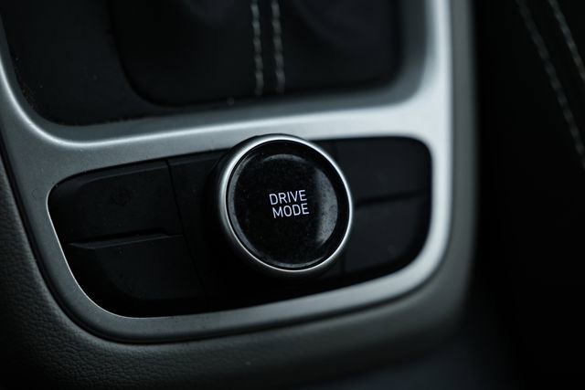 Used 2024 Hyundai Venue SEL image 42