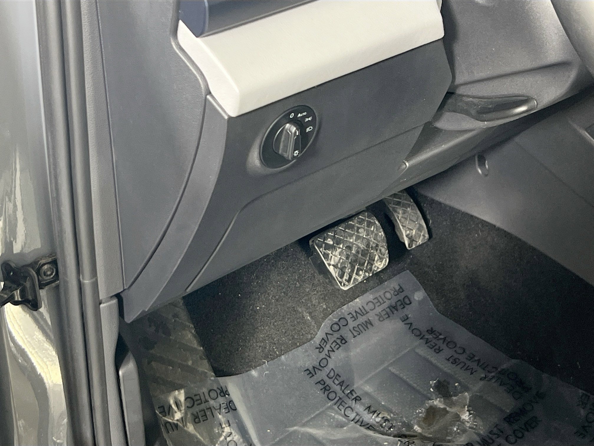 Used 2023 Volkswagen Taos SE AWD/4WD image 10