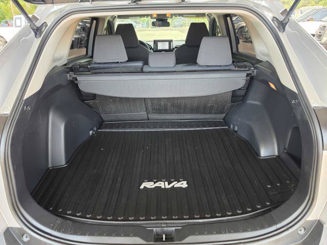 Used 2020 Toyota RAV4 XLE w/ All Weather Liner Package AWD/4WD image 14