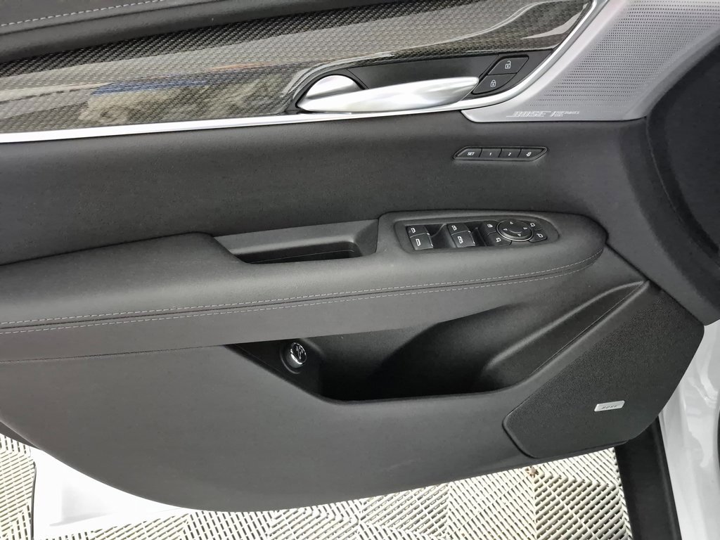 New 2026 Cadillac XT5 Sportv w/ LPO, Floor Liner Package image 16