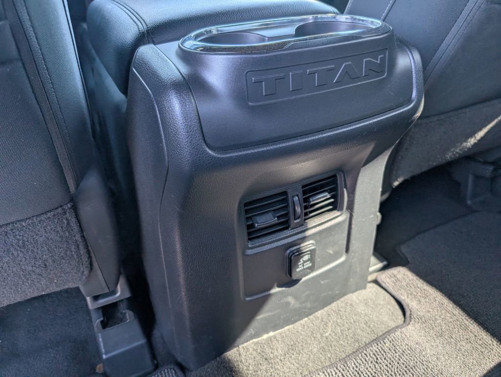 Used 2018 Nissan Titan SV w/ SV Convenience Package image 27