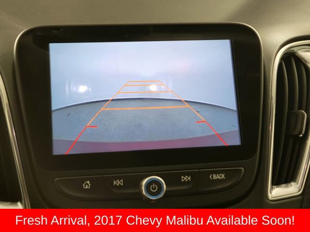Used 2017 Chevrolet Malibu LT image 35