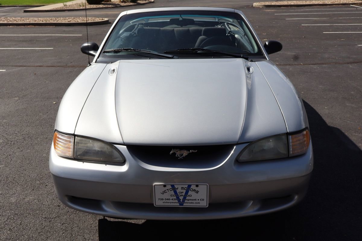 Used 1998 Ford Mustang GT image 12