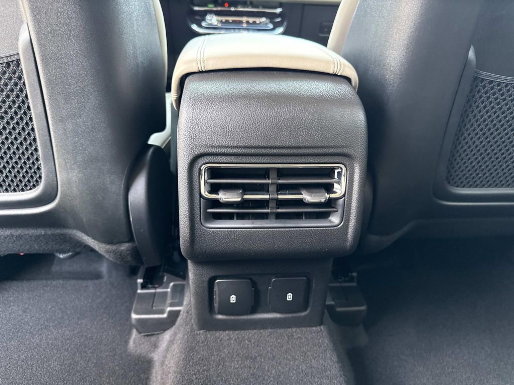 New 2026 Lincoln Corsair Premiere image 16