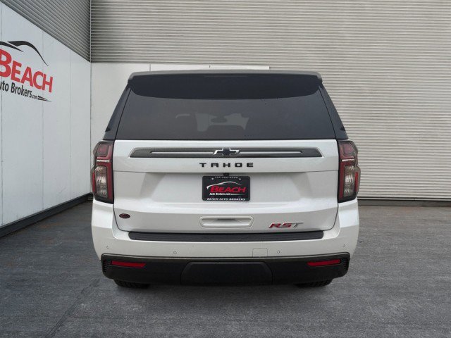 Used 2021 Chevrolet Tahoe RST w/ Luxury Package AWD/4WD image 16