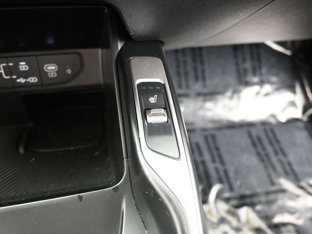 Used 2025 Kia Sorento S w/ Panoramic Sunroof Package image 32