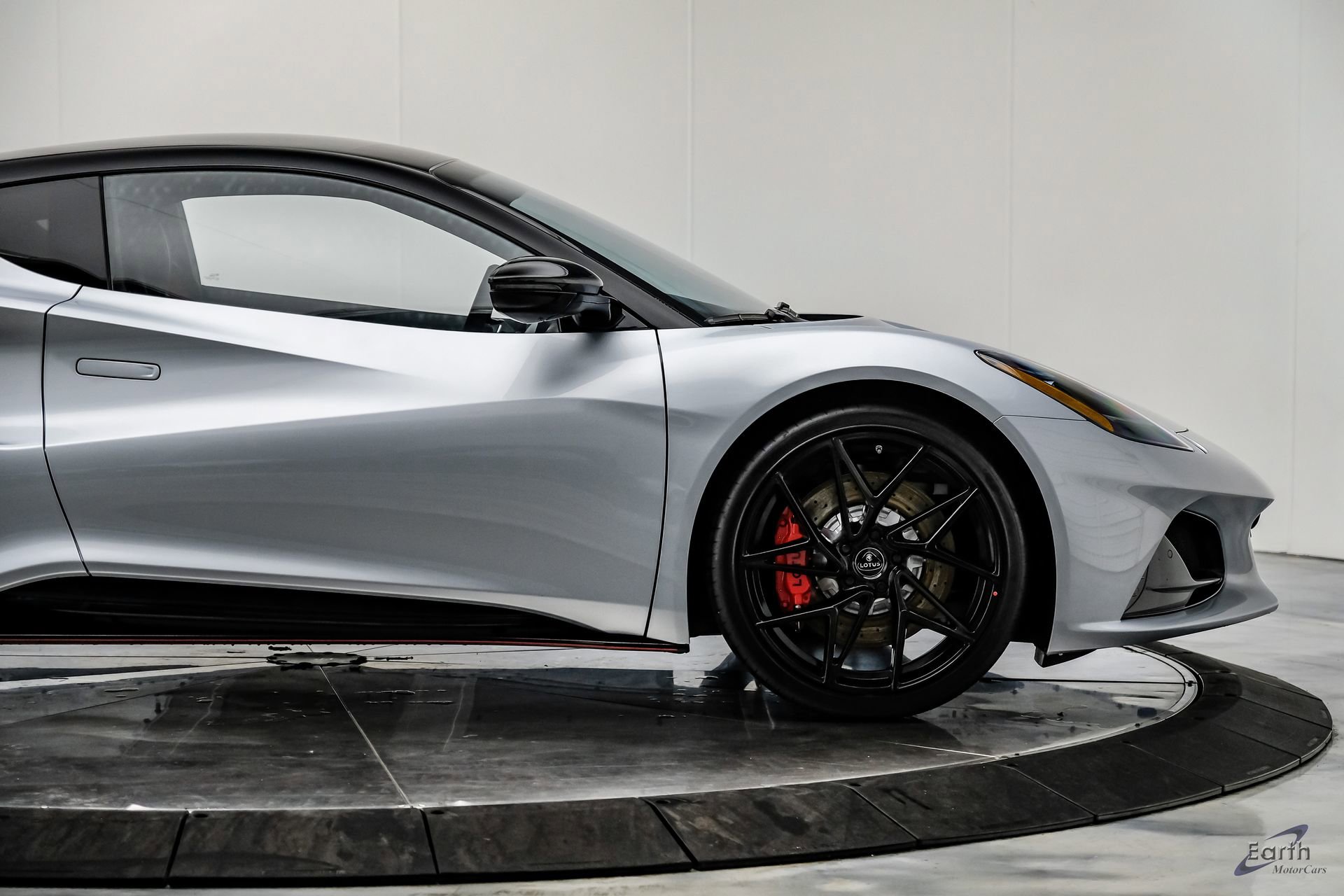 New 2026 Lotus Emira SE image 25