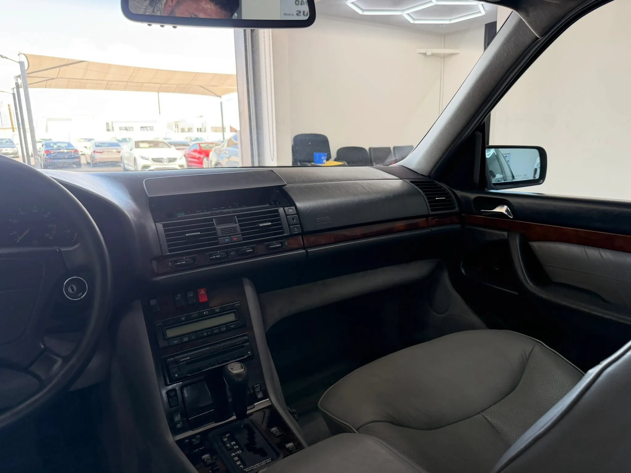 Used 1997 Mercedes-Benz S 420 image 26