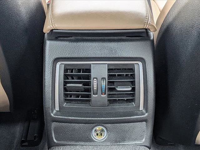 Used 2016 BMW M4 Convertible image 16