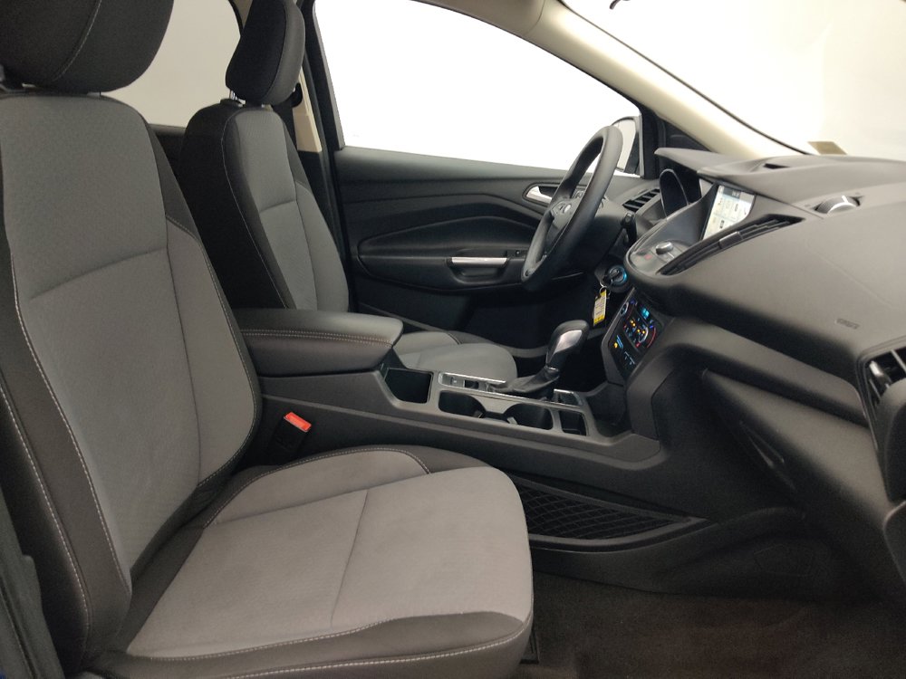 Used 2018 Ford Escape SE w/ SE Sync 3 Package AWD/4WD image 21
