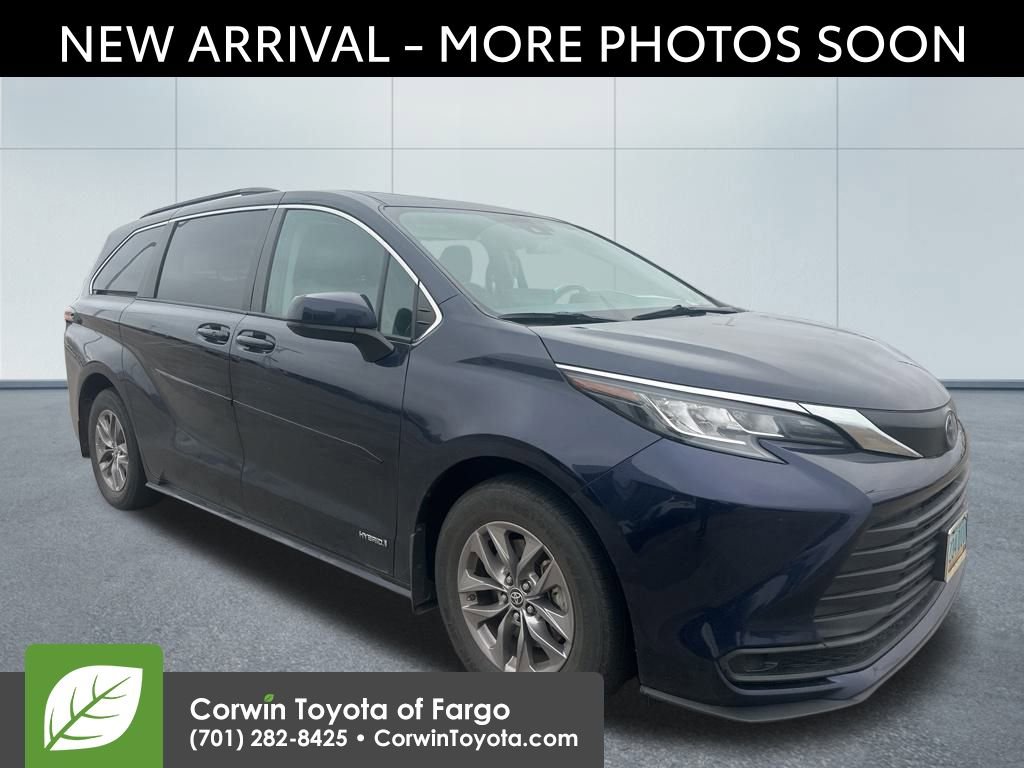 Used 2021 Toyota Sienna LE