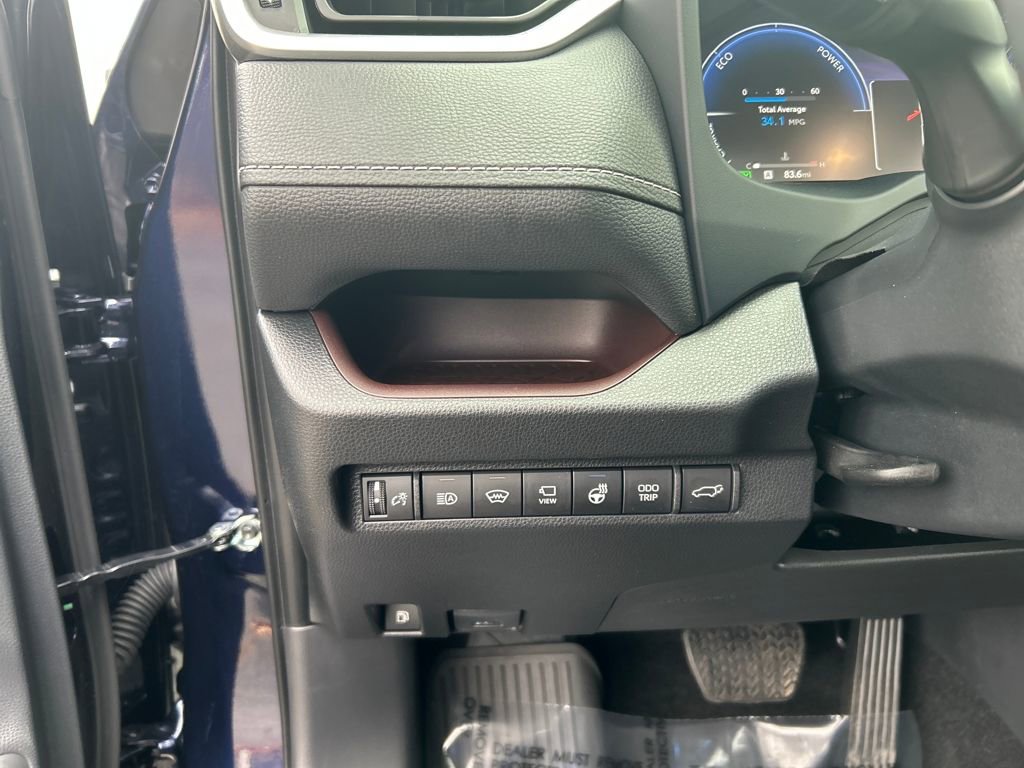 Used 2025 Toyota RAV4 Limited w/ Advanced Technology Package image 20