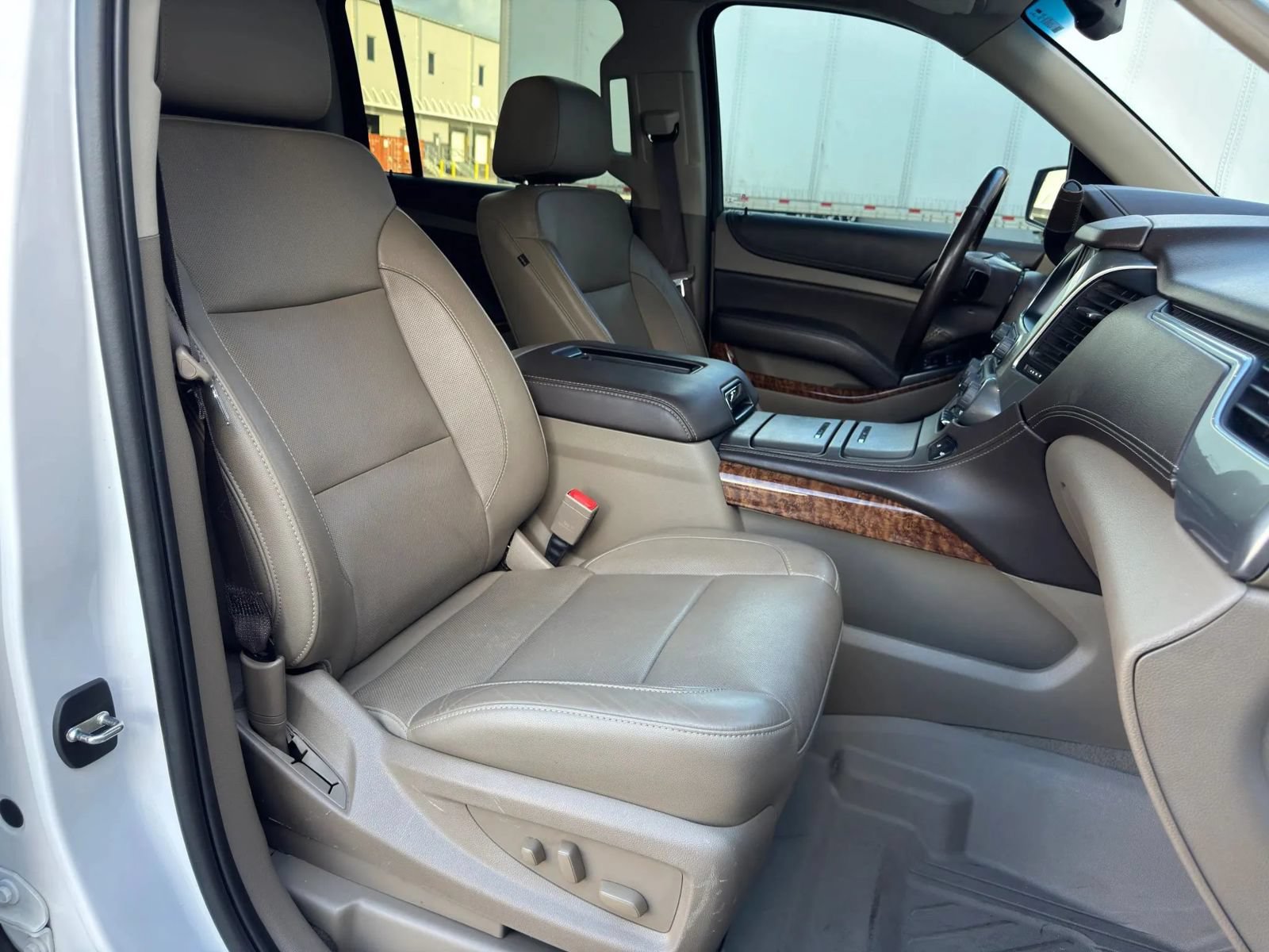 Used 2020 Chevrolet Suburban Premier w/ Max Trailering Package AWD/4WD image 12