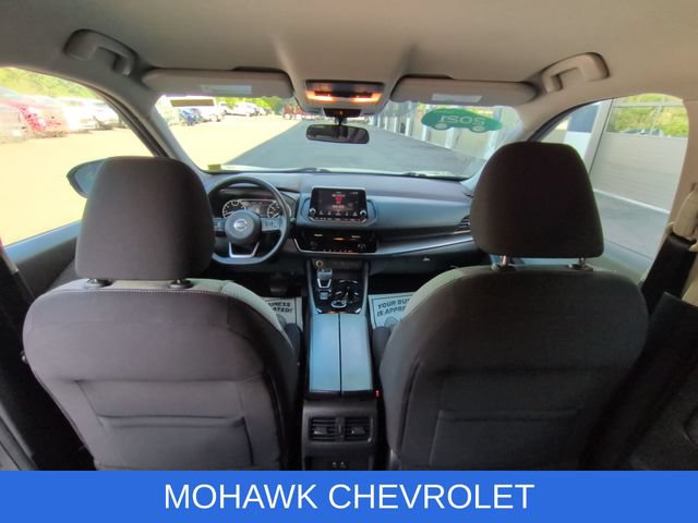 Used 2021 Nissan Rogue SV AWD/4WD image 25
