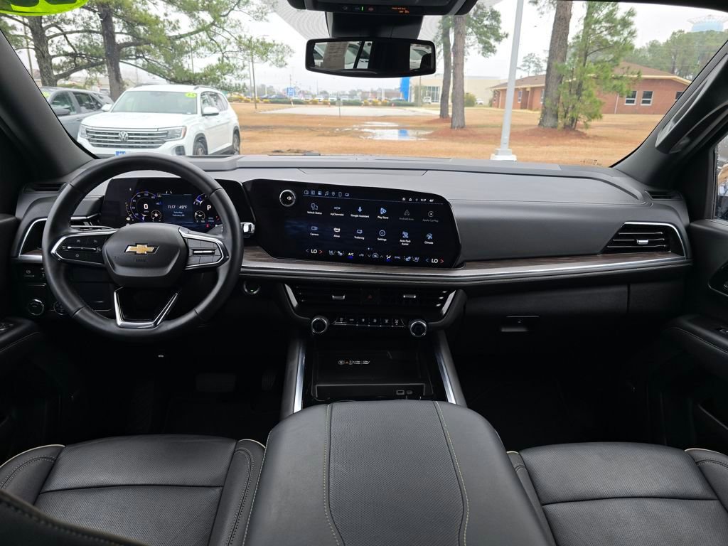 Used 2025 Chevrolet Tahoe Premier image 12