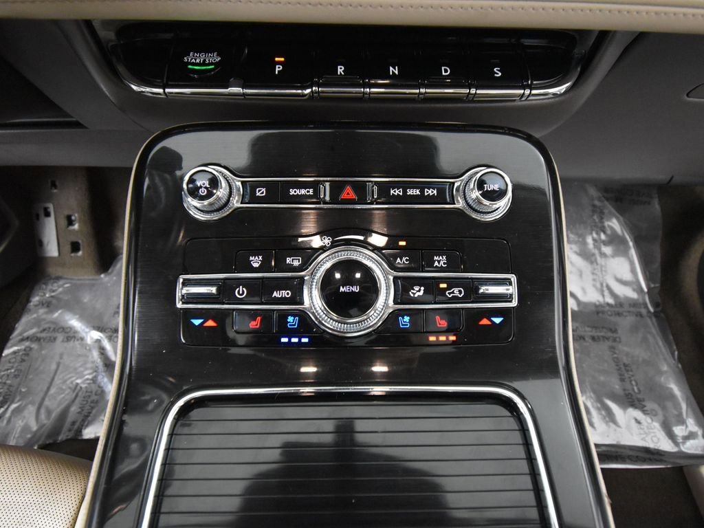 Used 2023 Lincoln Nautilus Reserve w/ Equipment Group 201A image 32
