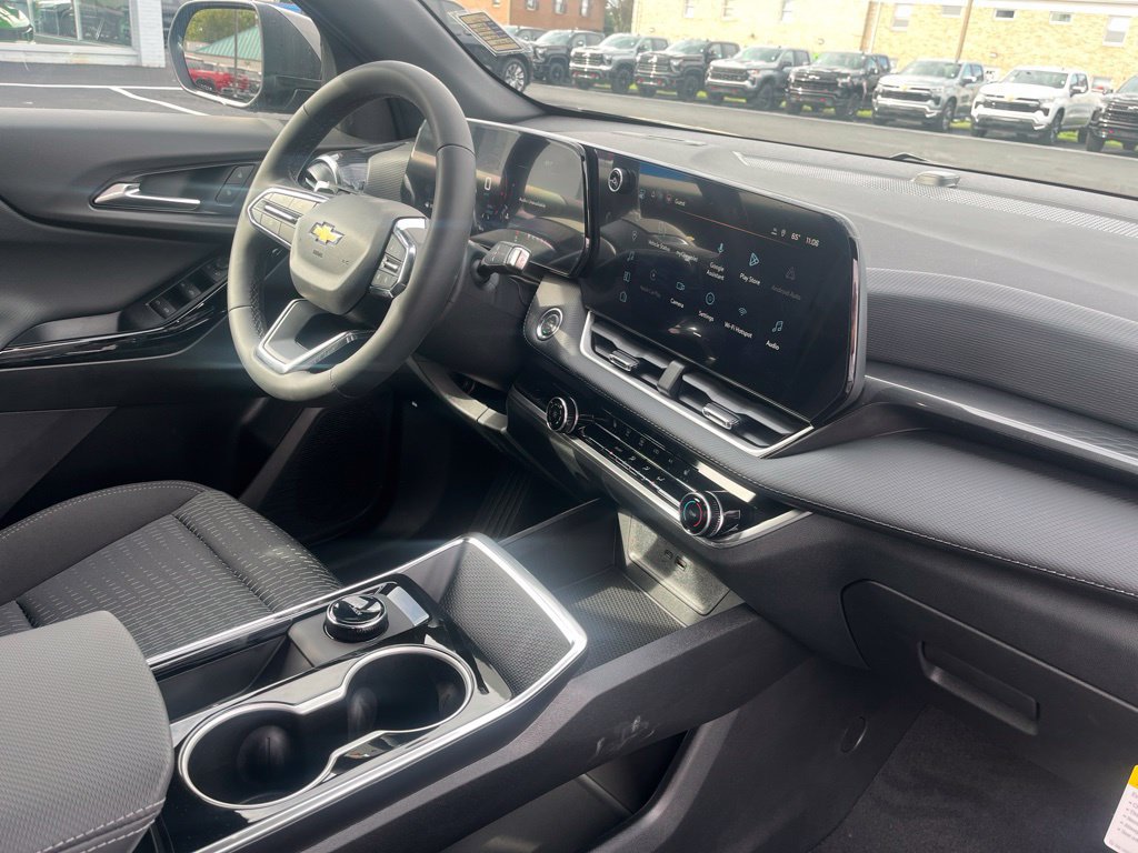 New 2027 Chevrolet Equinox LT FWD image 29