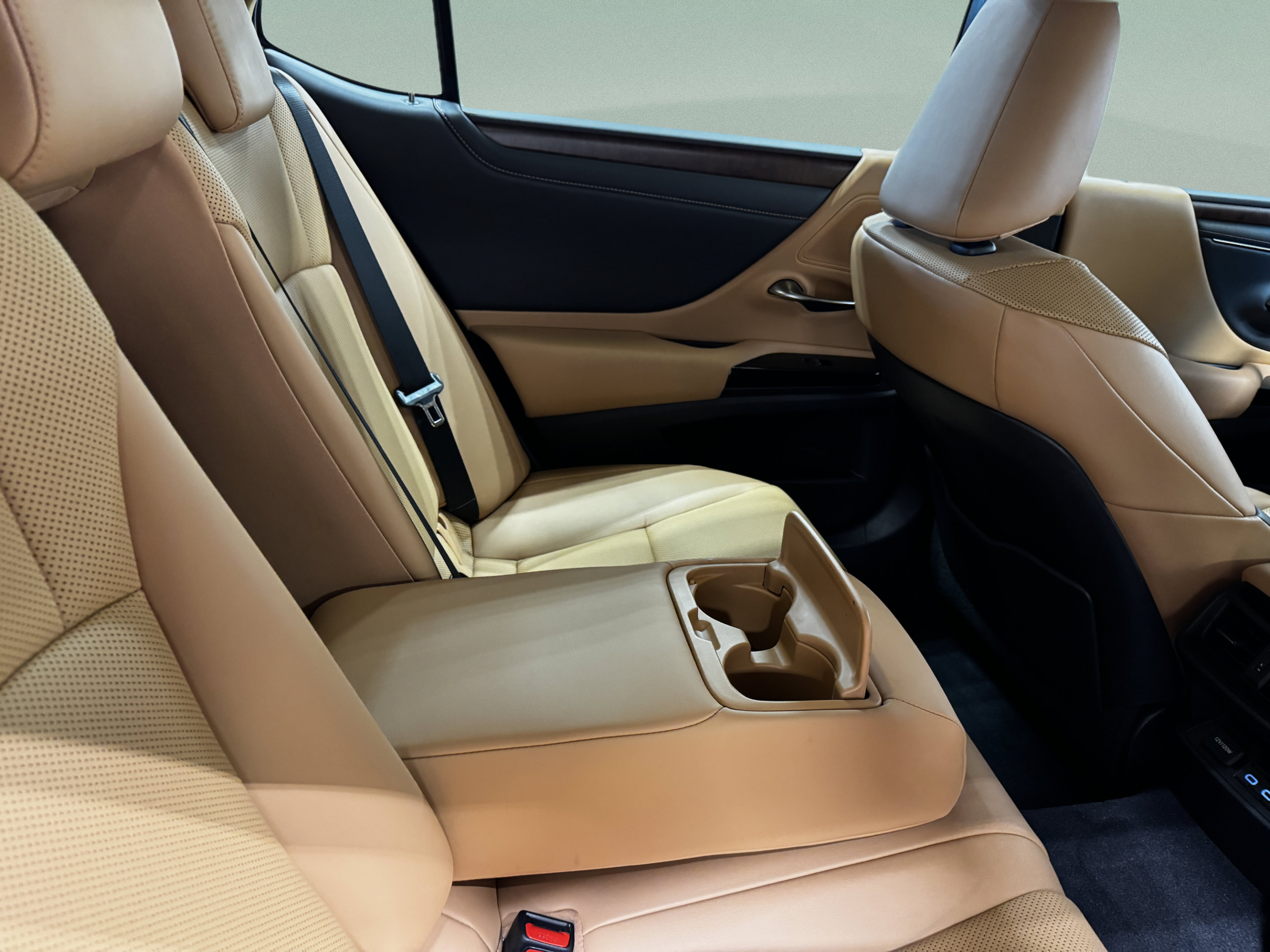 Used 2022 Lexus ES 350 w/ Premium Package FWD image 30
