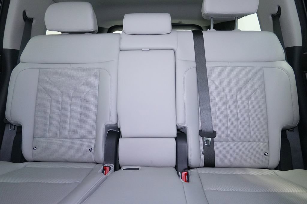New 2026 Hyundai Santa Fe SEL image 18