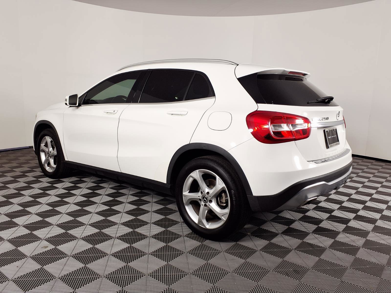 Used 2019 Mercedes-Benz GLA 250 image 6