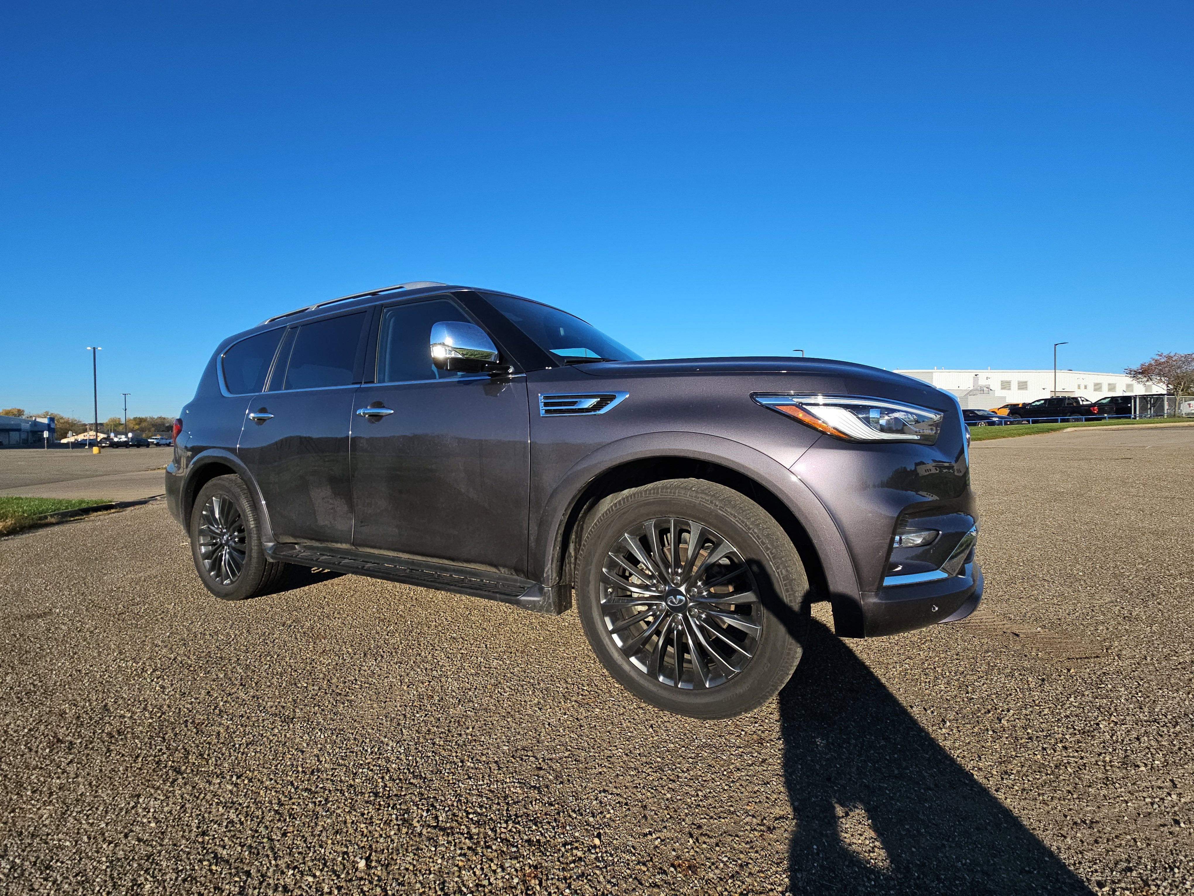 Used 2023 INFINITI QX80 Sensory w/ Cargo Package AWD/4WD image 24