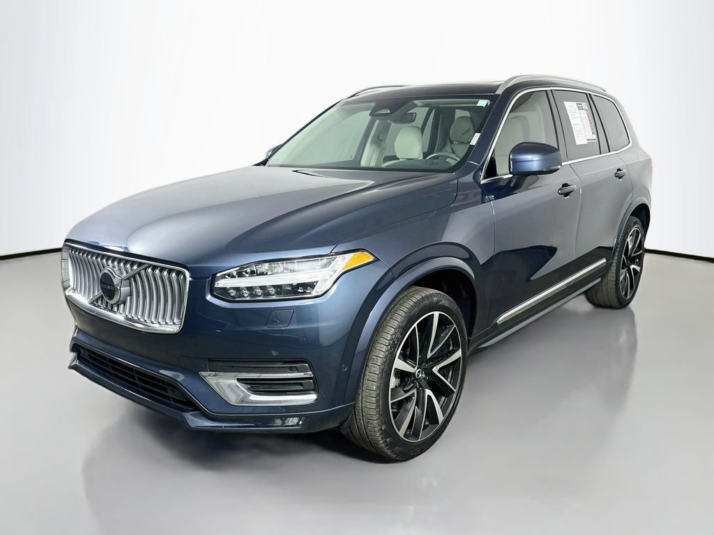 Used 2024 Volvo XC90 B6 Plus AWD/4WD image 3