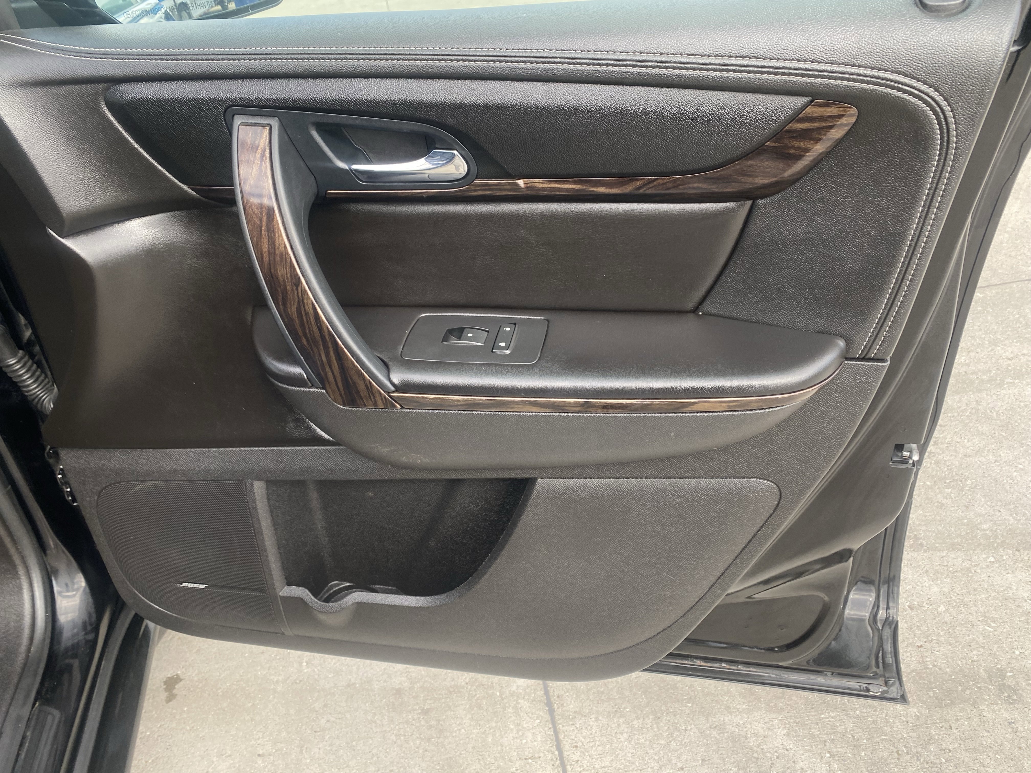 Used 2016 GMC Acadia Denali AWD/4WD image 8