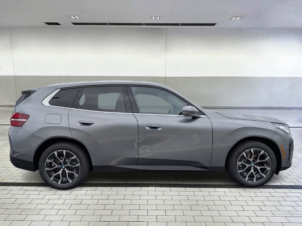 Certified 2026 BMW X3 xDrive30i w/ Premium Package AWD/4WD image 7
