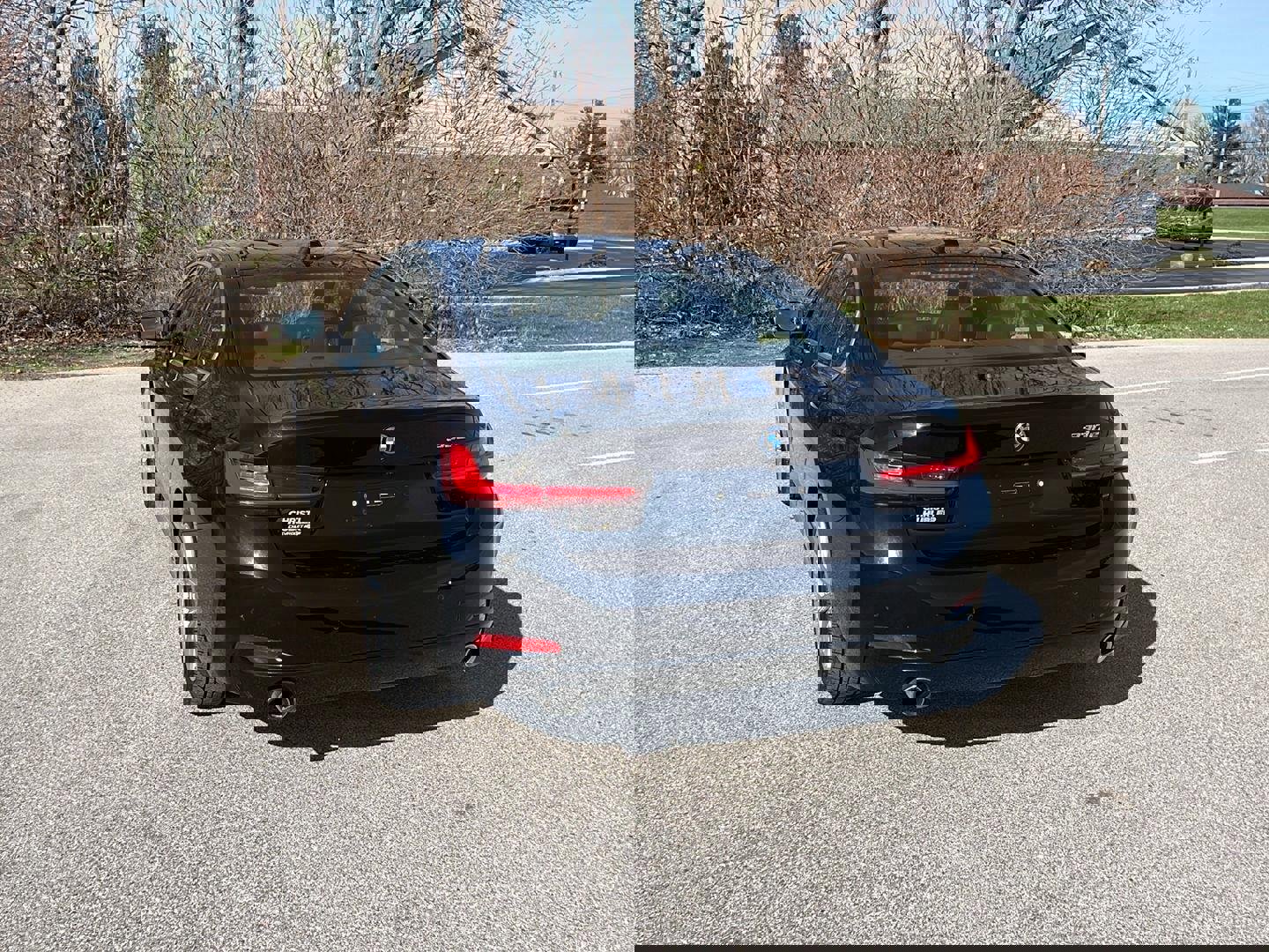 Used 2024 BMW 330e 330e image 3