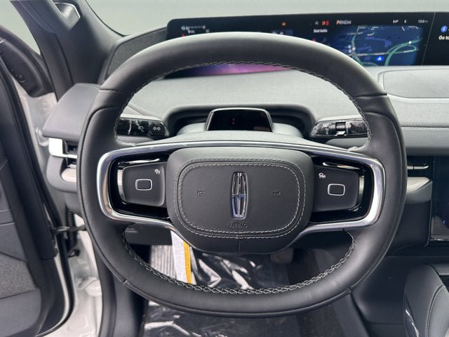 New 2026 Lincoln Navigator Reserve w/ Jet Appearance Package AWD/4WD image 13