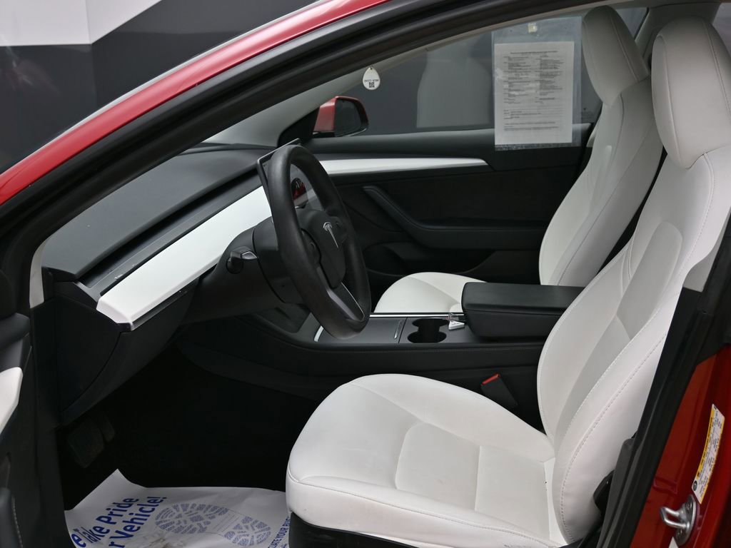 Used 2023 Tesla Model 3 Standard Range image 16