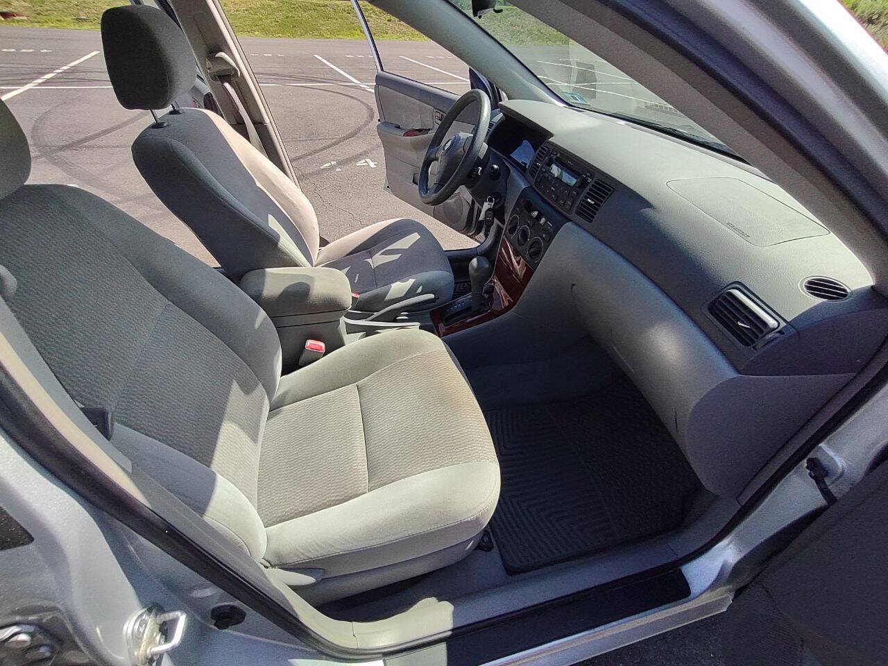 Used 2008 Toyota Corolla LE FWD image 18