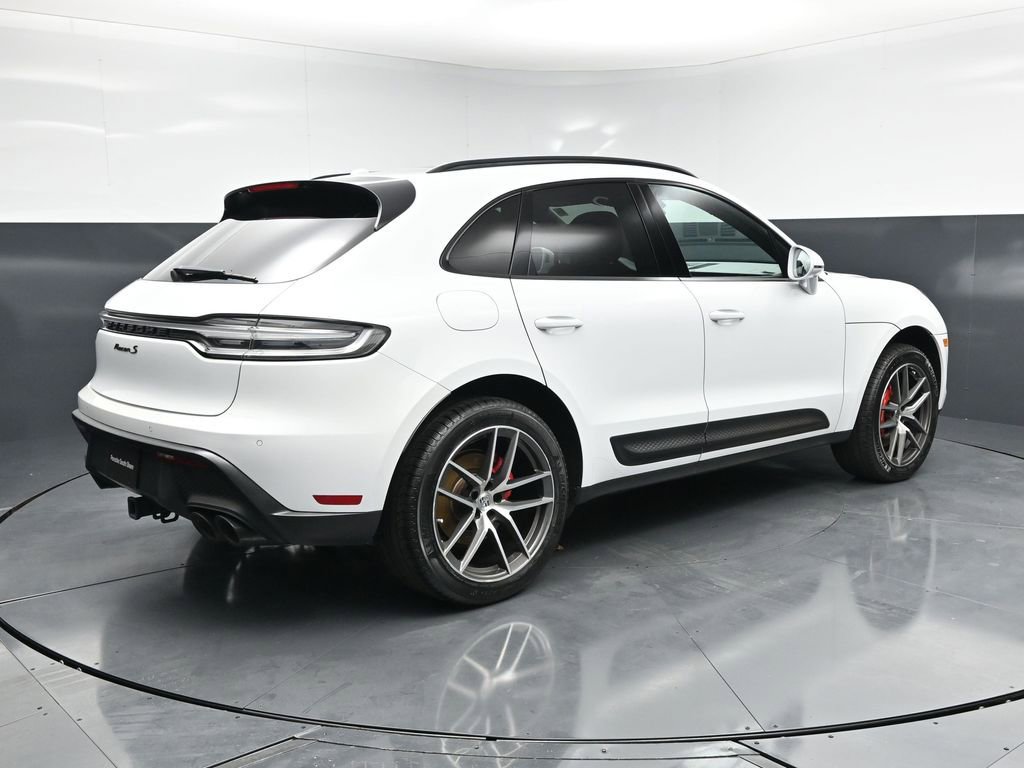Certified 2023 Porsche Macan S AWD/4WD image 8