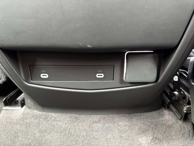 Used 2023 Cadillac Escalade ESV Sport AWD/4WD image 20