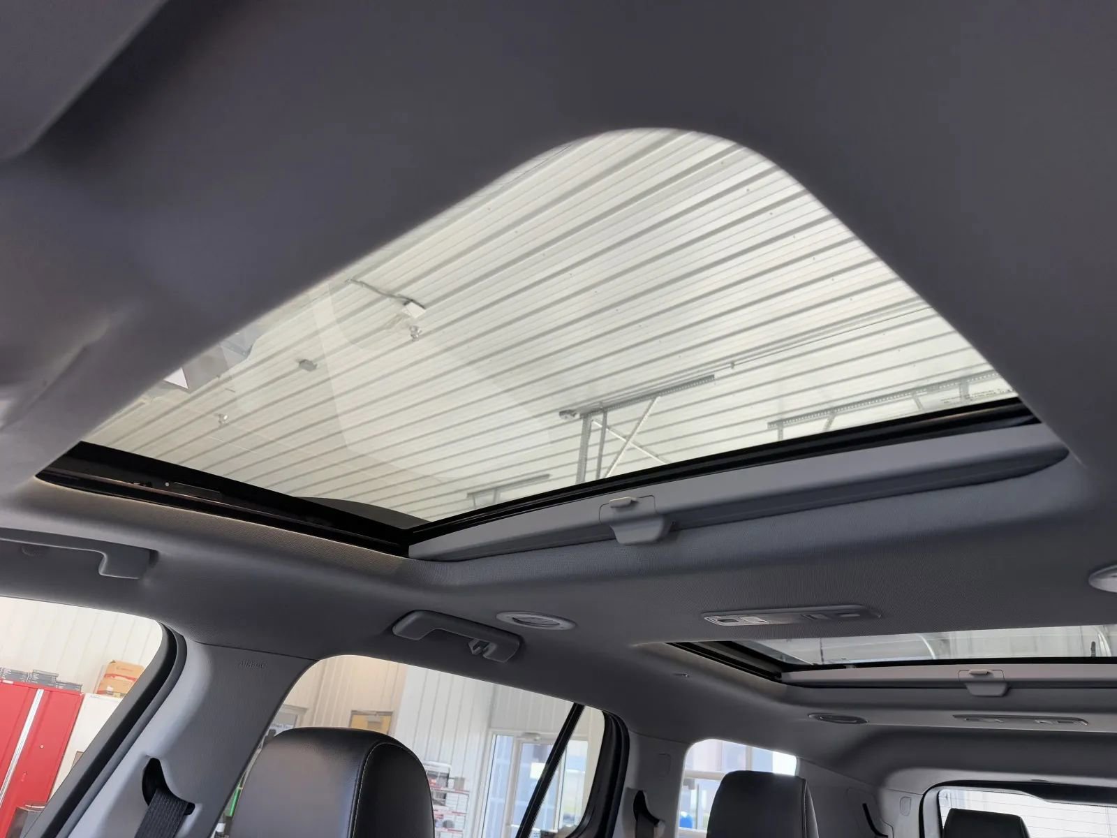 Used 2019 GMC Acadia SLT w/ Black Edition AWD/4WD image 44