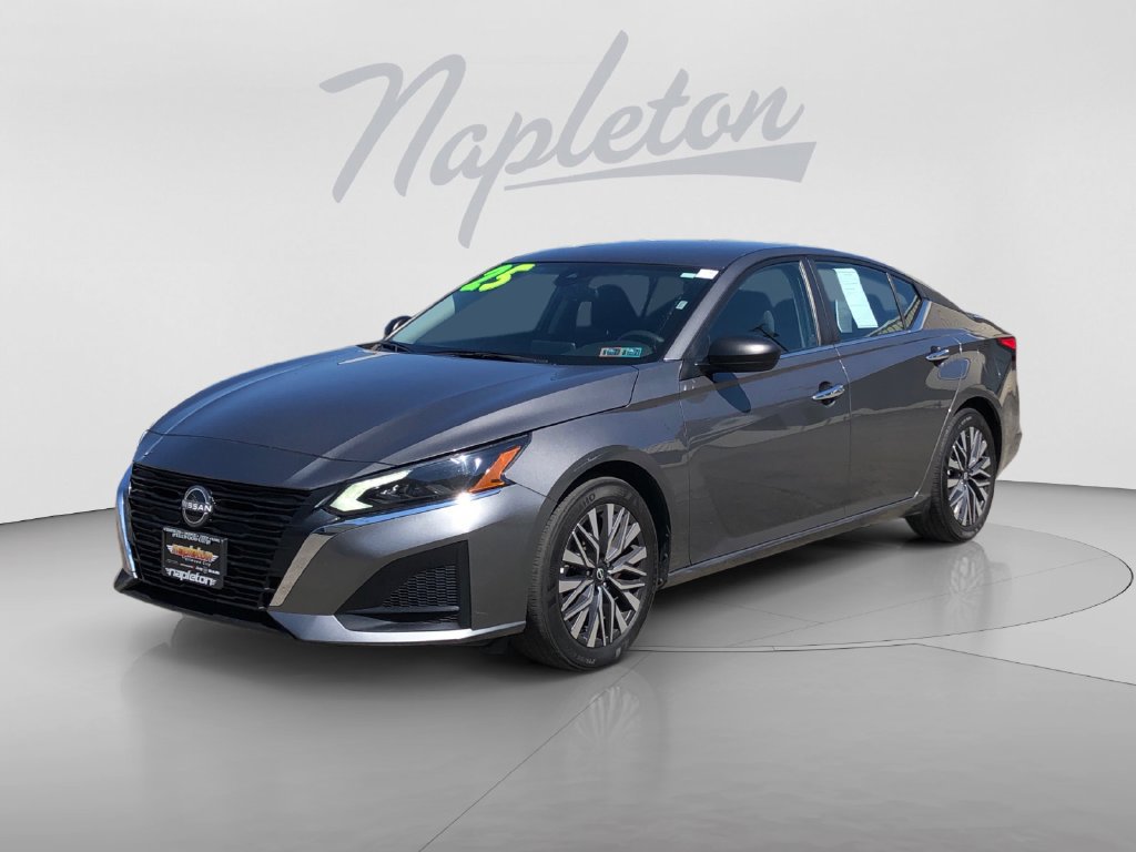 Used 2025 Nissan Altima 2.5 SV