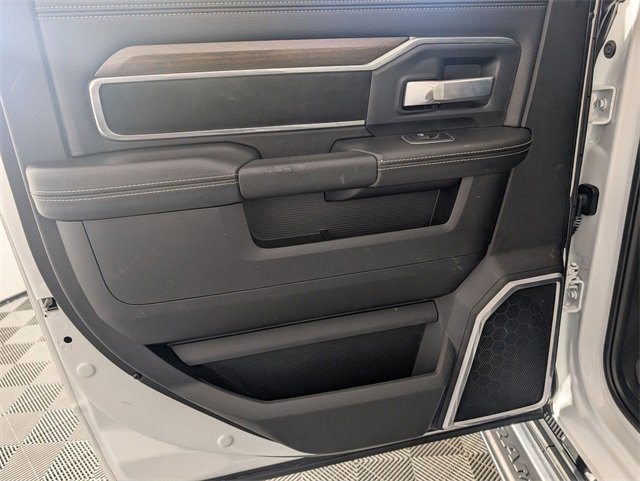 Used 2023 RAM 3500 Laramie image 28