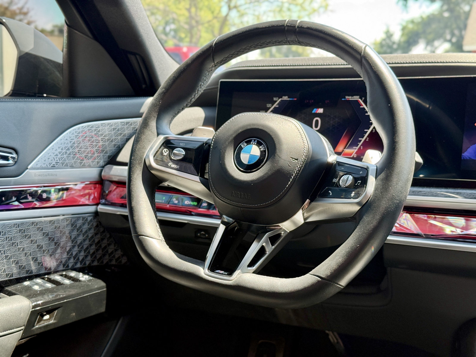 Used 2023 BMW 760i xDrive w/ Executive Package AWD/4WD image 36