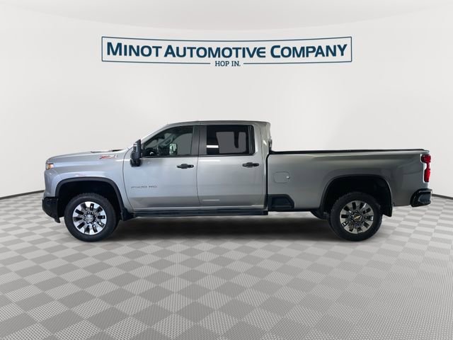 Used 2025 Chevrolet Silverado 2500 Custom w/ Custom Value Package AWD/4WD image 5