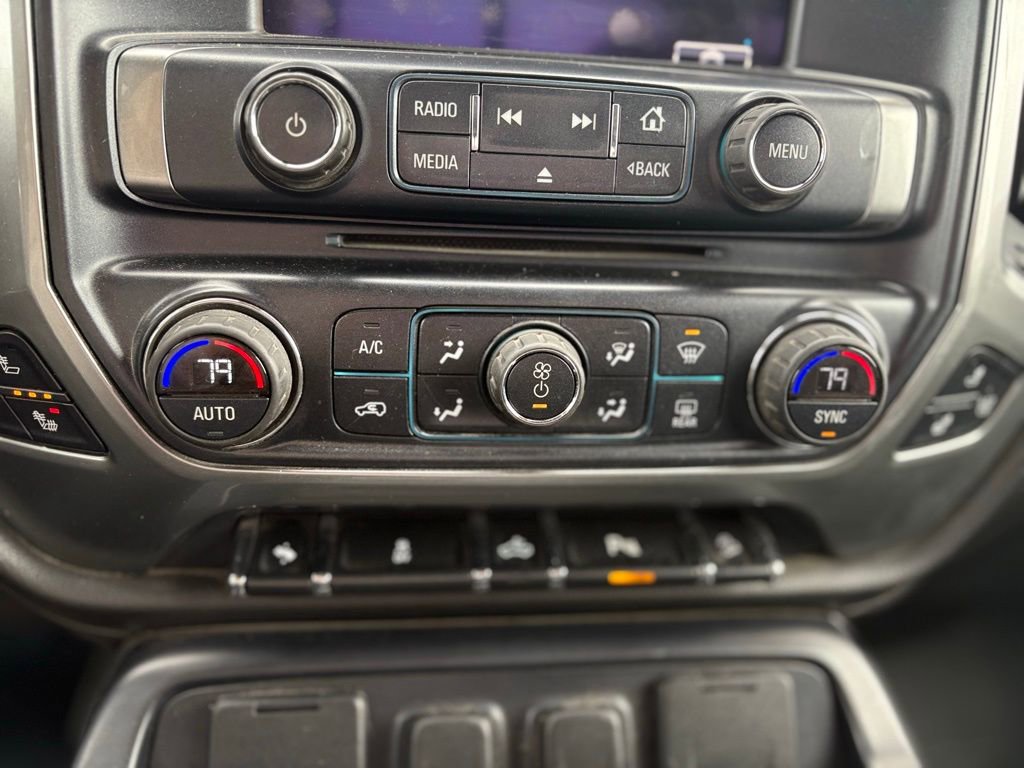 Used 2015 Chevrolet Silverado 2500 LTZ AWD/4WD image 19