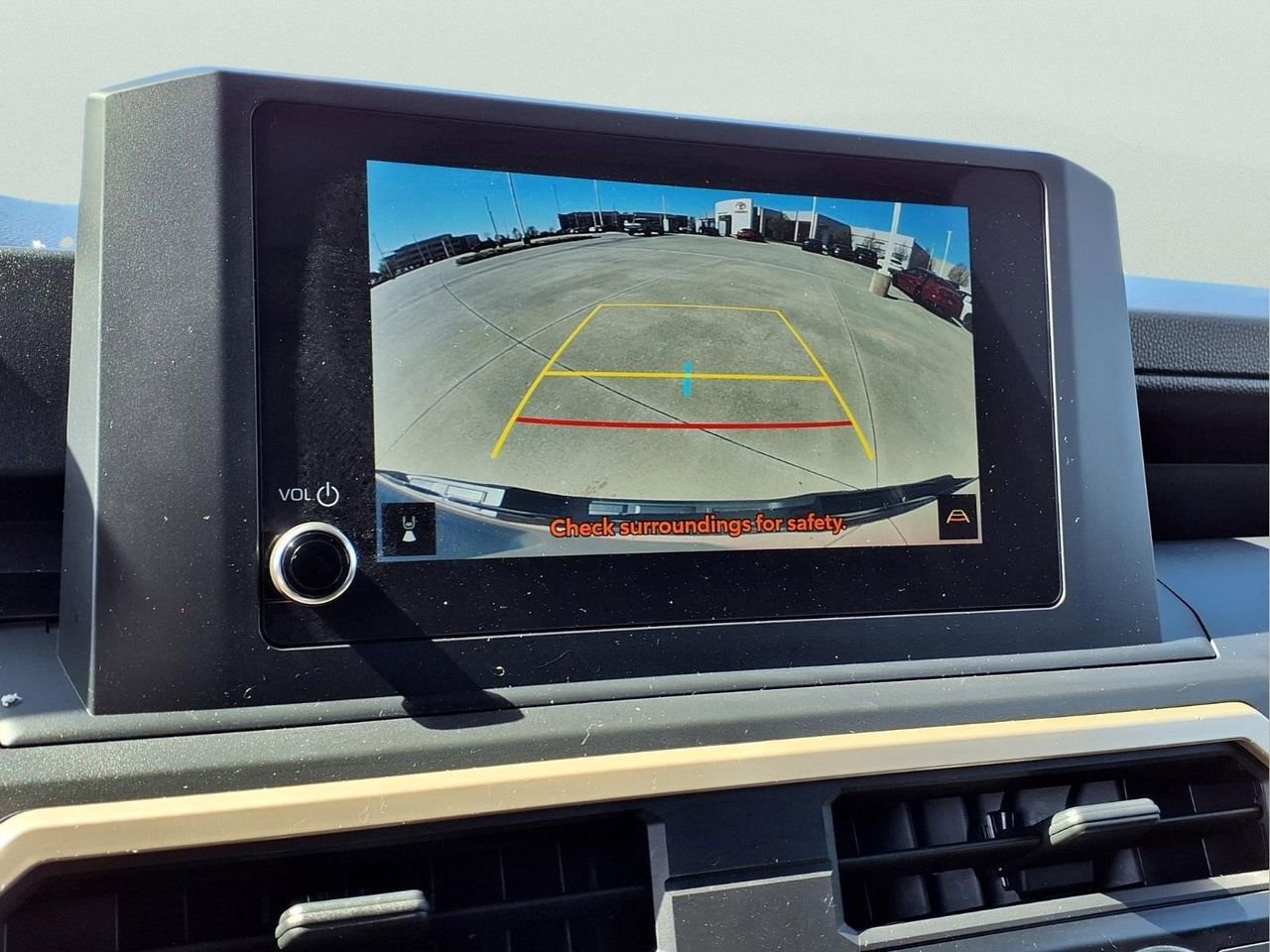 Certified 2025 Toyota Tacoma SR AWD/4WD image 17