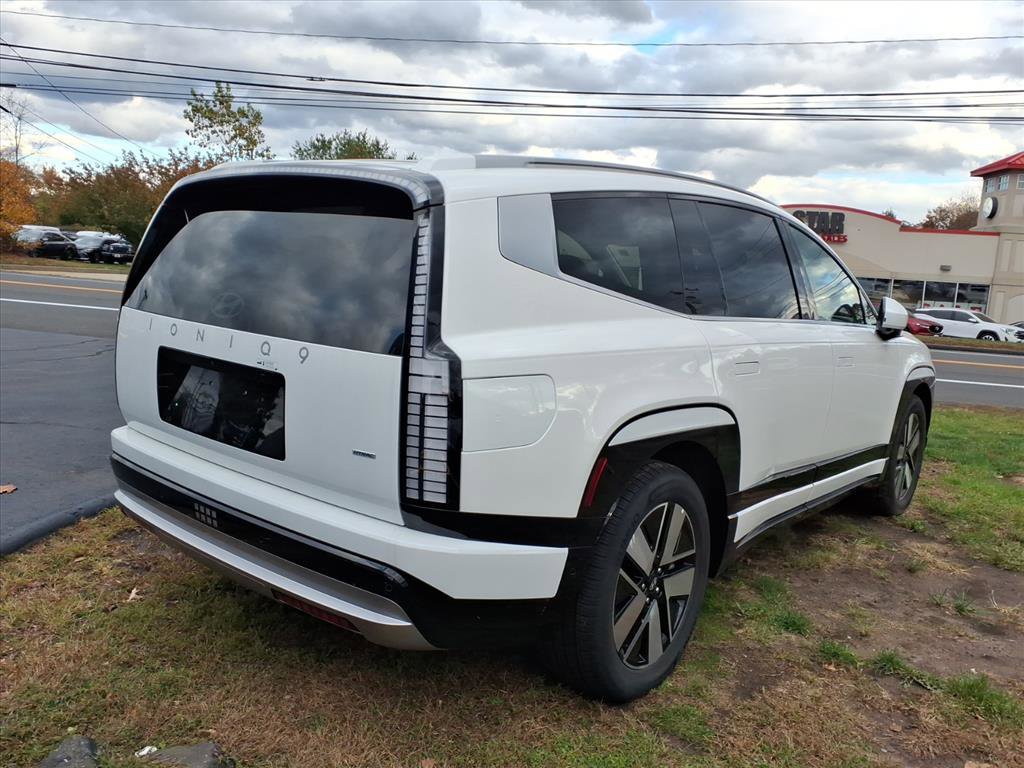 New 2026 Hyundai Ioniq 9 SEL image 5