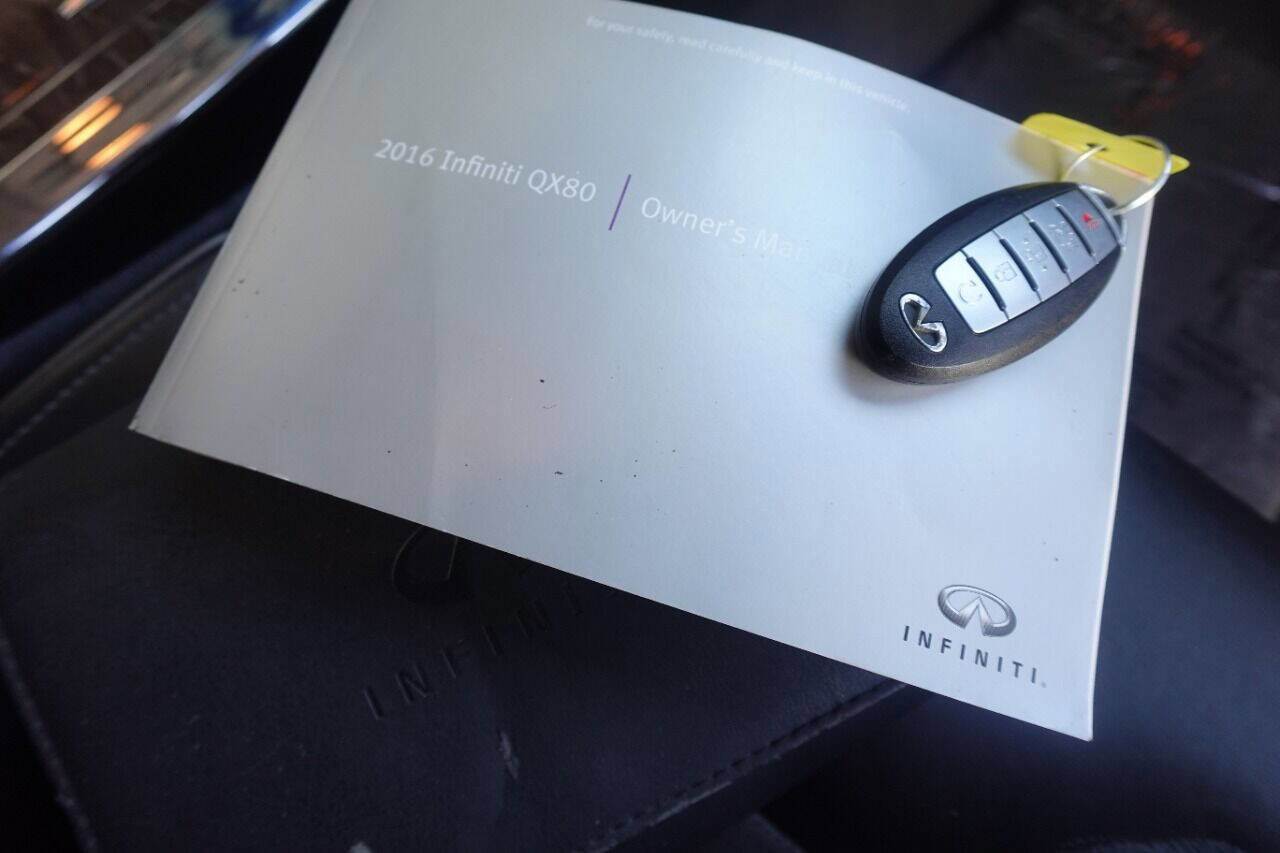 Used 2016 INFINITI QX80 Base 4dr SUV w/ 22" Wheel Package image 45