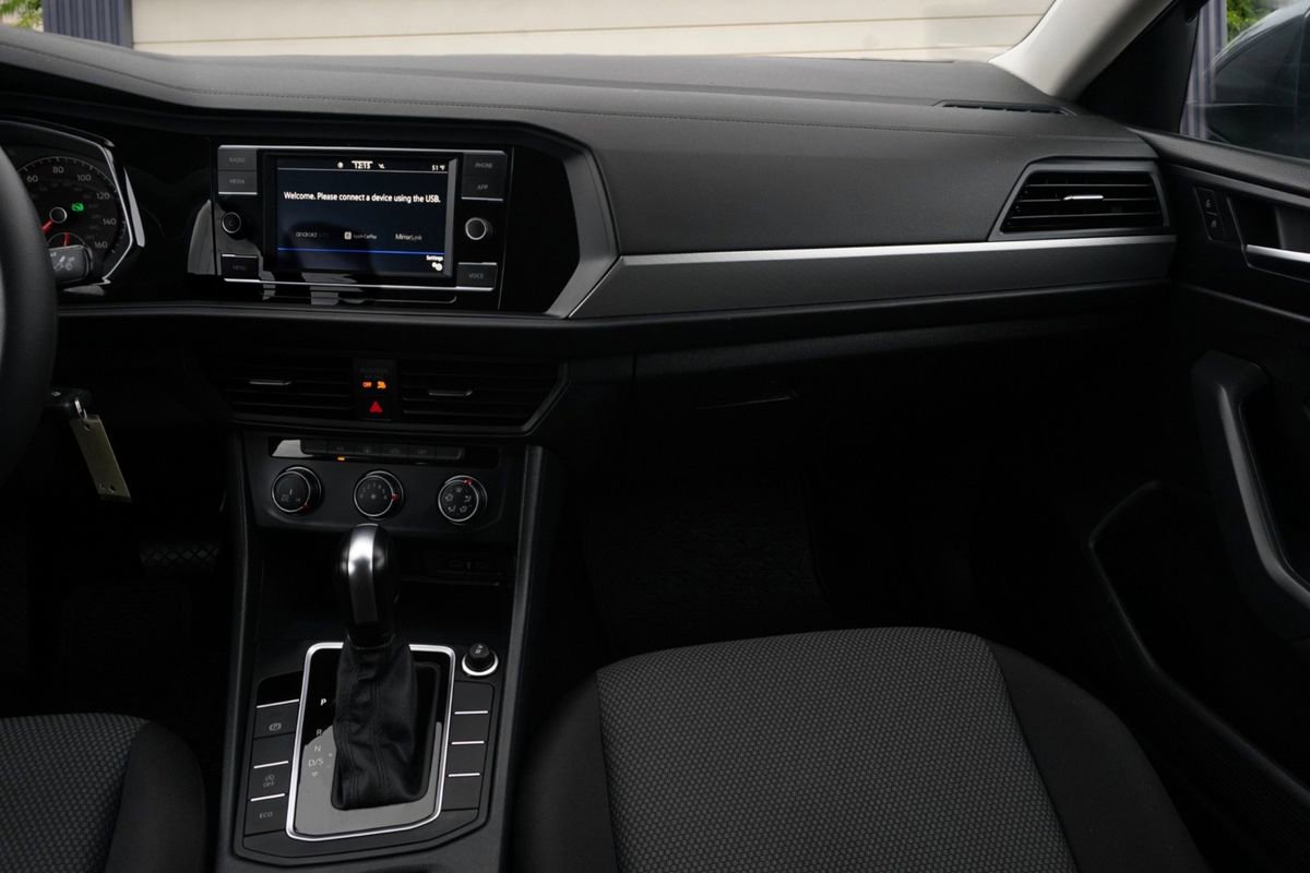 Used 2021 Volkswagen Jetta image 18