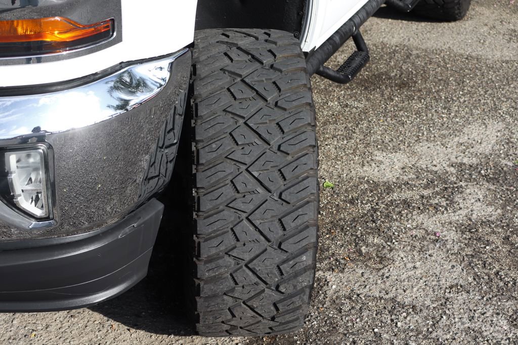 Used 2018 Chevrolet Silverado 1500 LT w/ All Star Edition AWD/4WD image 49