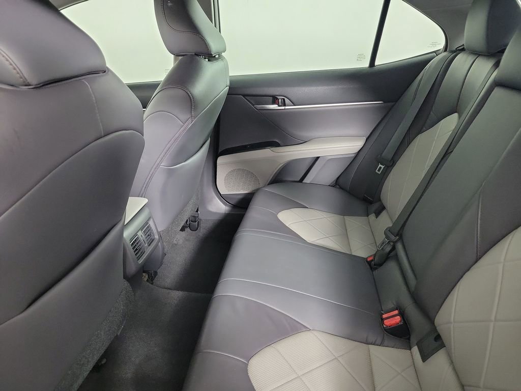 Certified 2019 Toyota Camry XLE FWD image 24