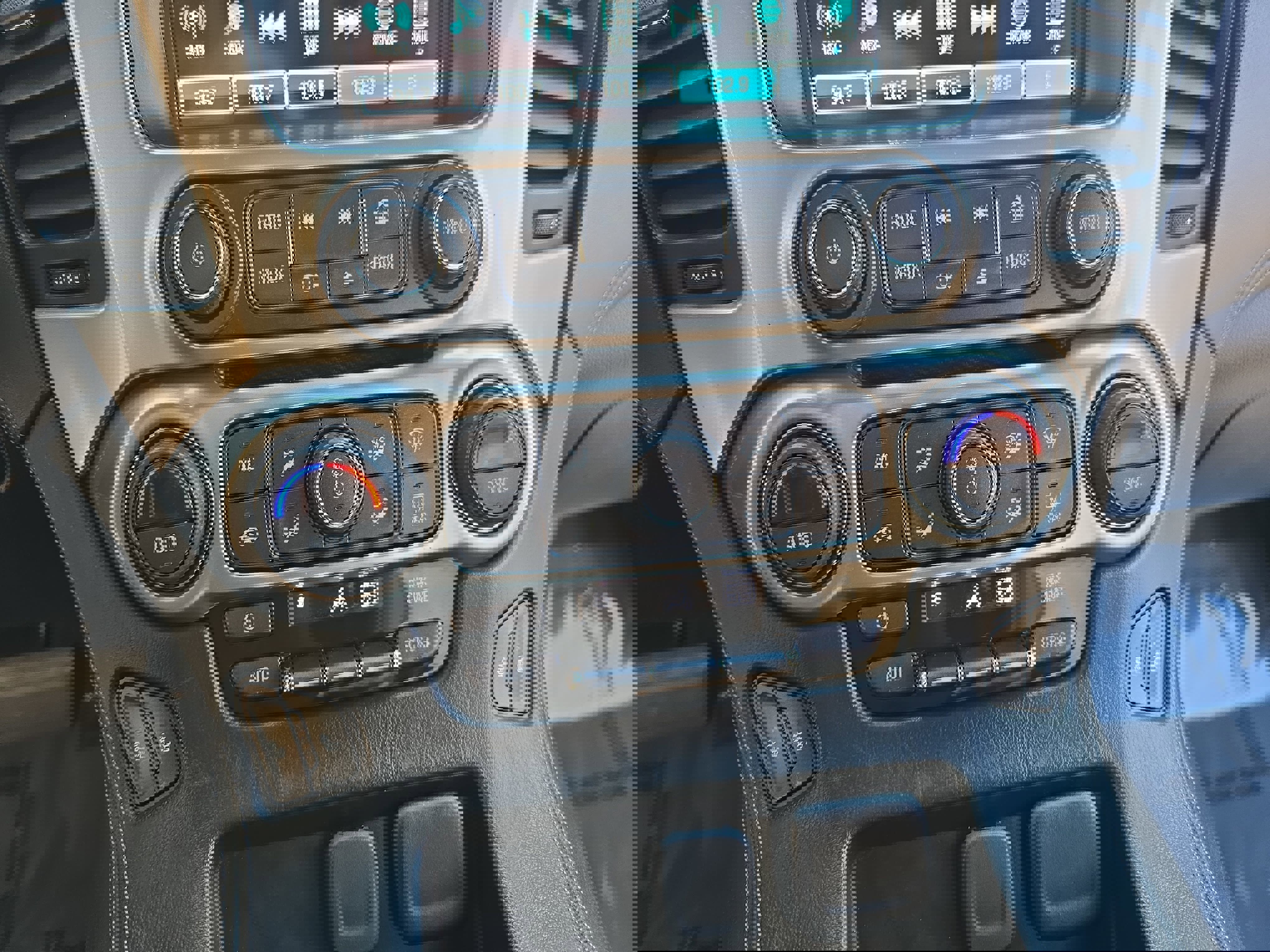 Used 2019 Chevrolet Tahoe LT image 24